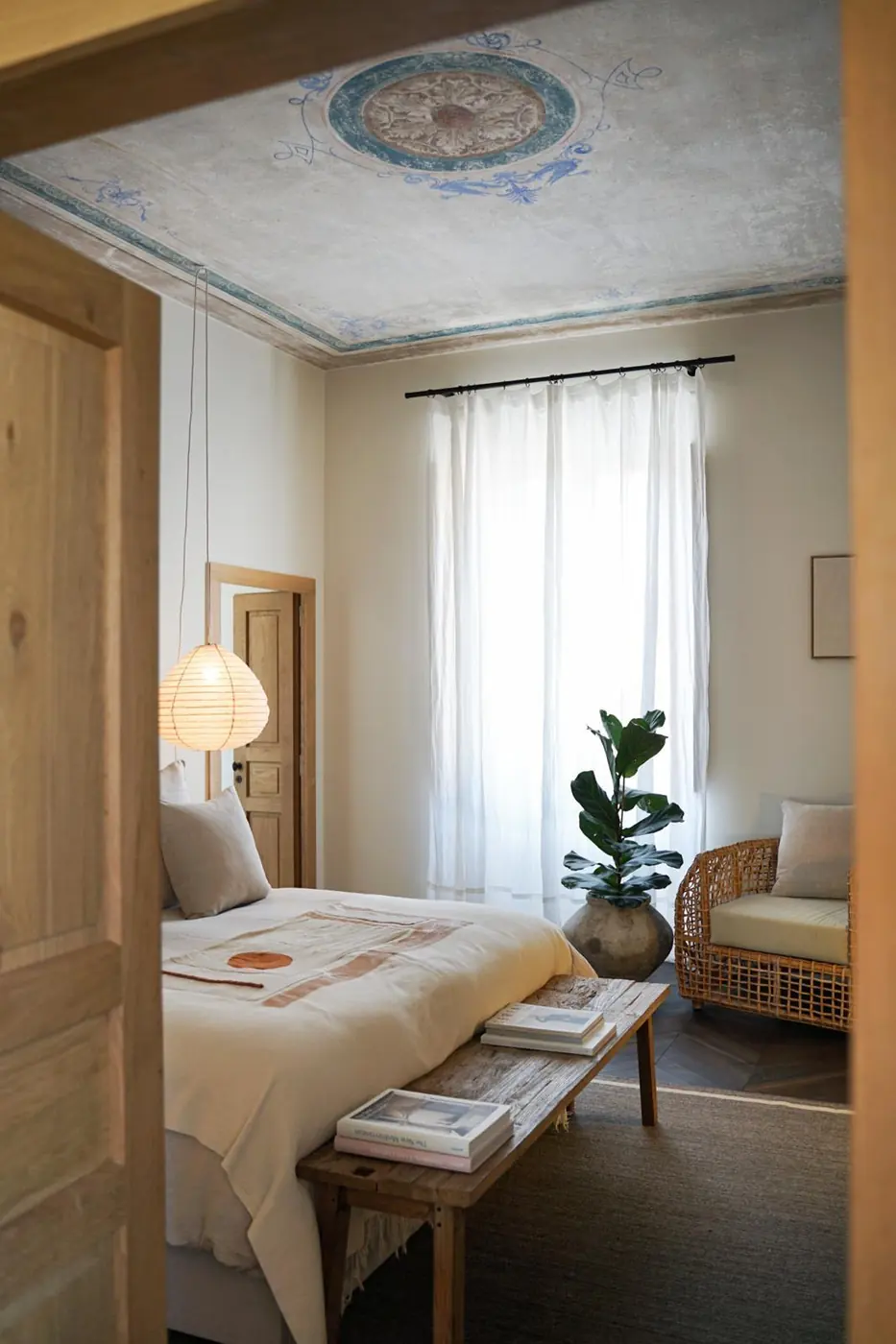 Appartement de caractère, Rénovation · peinture · revêtements · finitions, réalisation SINOPIA