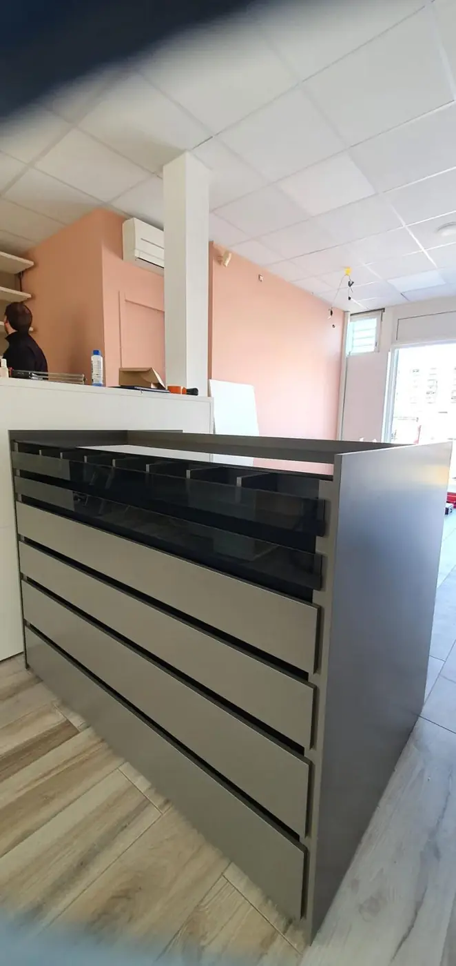 Dressings sur mesure, Aménagement sur mesure, réalisation SINOPIA